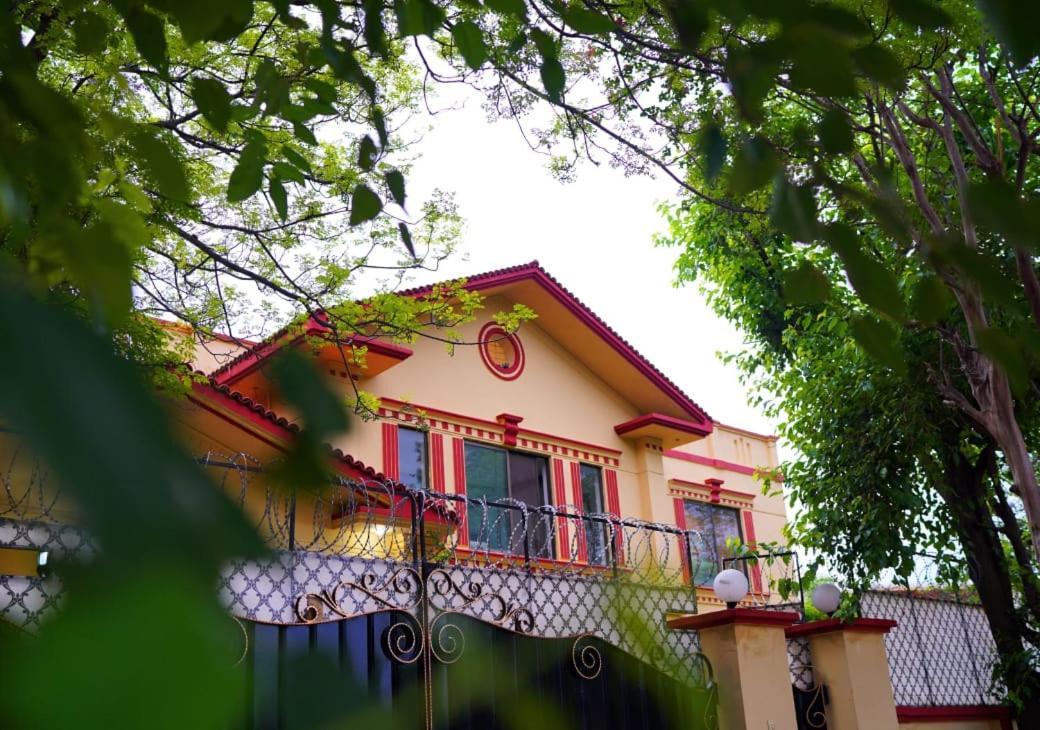 Royal Serena Residency Islamabad Esterno foto